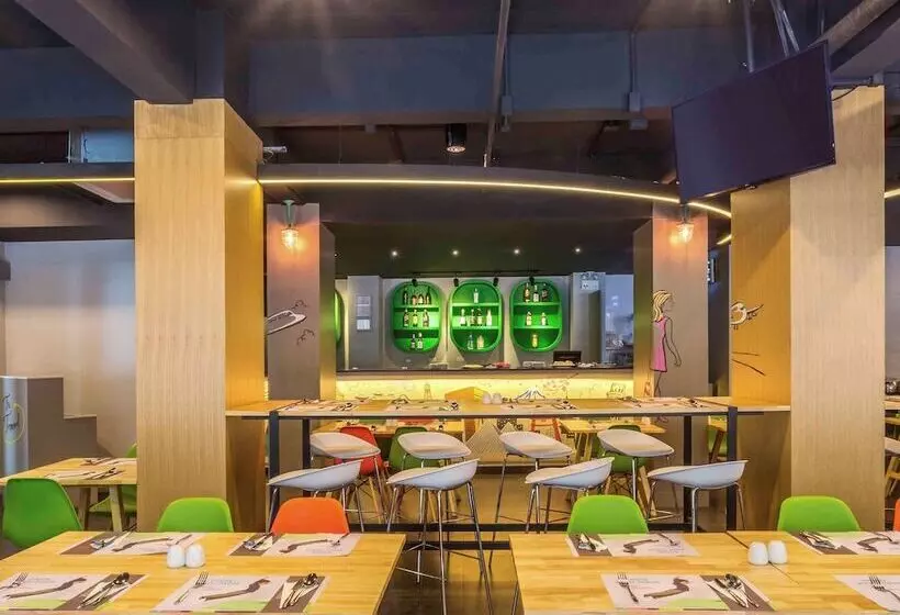 ホテル Ibis Styles Bangkok Sukhumvit 50