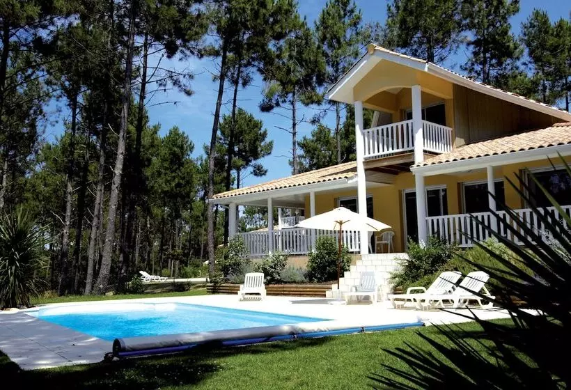 هتل Lagrange Vacances   Eden Parc Golf