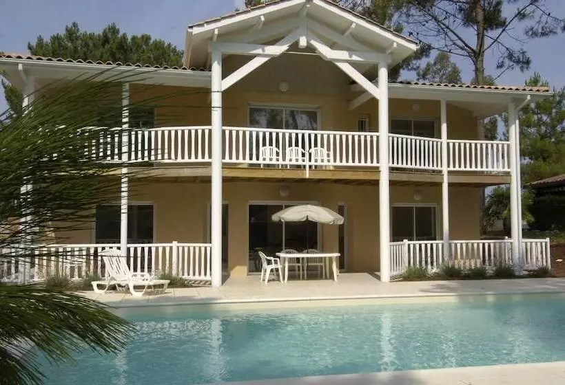 هتل Lagrange Vacances   Eden Parc Golf