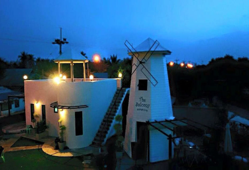 פנסיון The Balcony At Chao Samran