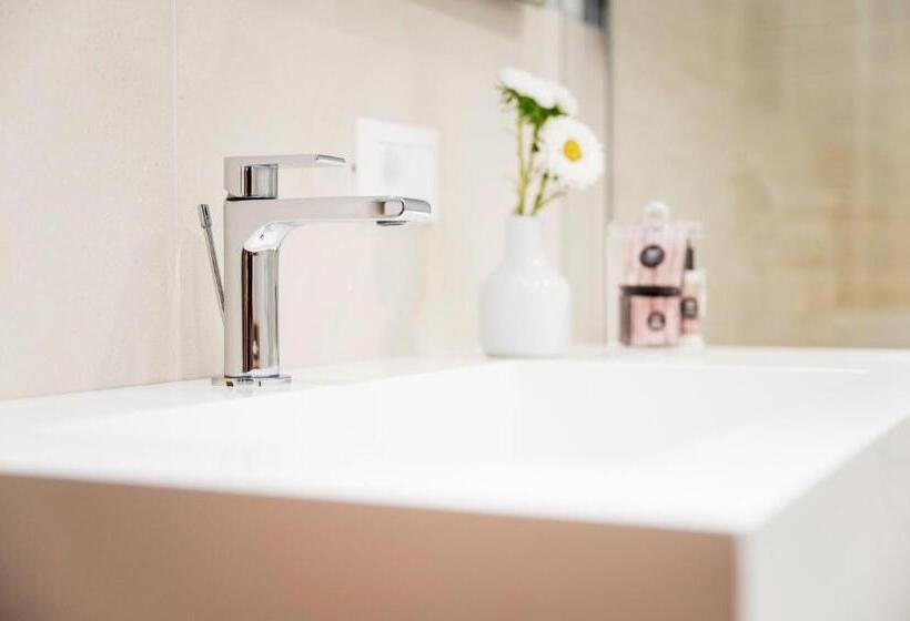 Piccolo Hotel Claudia No Pets