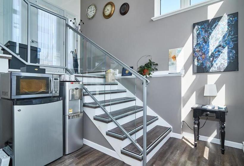 مبيت وإفطار Auberge Aux Deux Pères