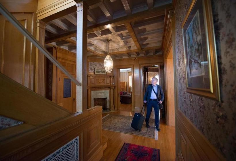 צימר Château La Motte Guest House