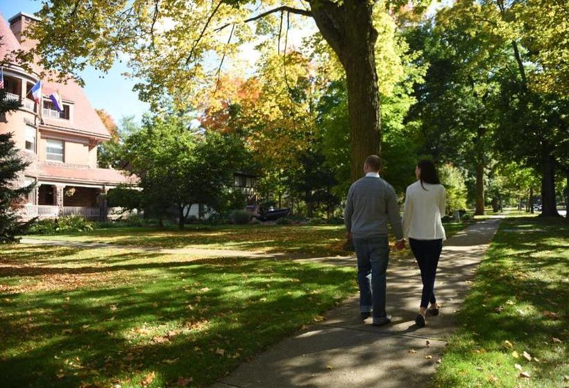 צימר Château La Motte Guest House