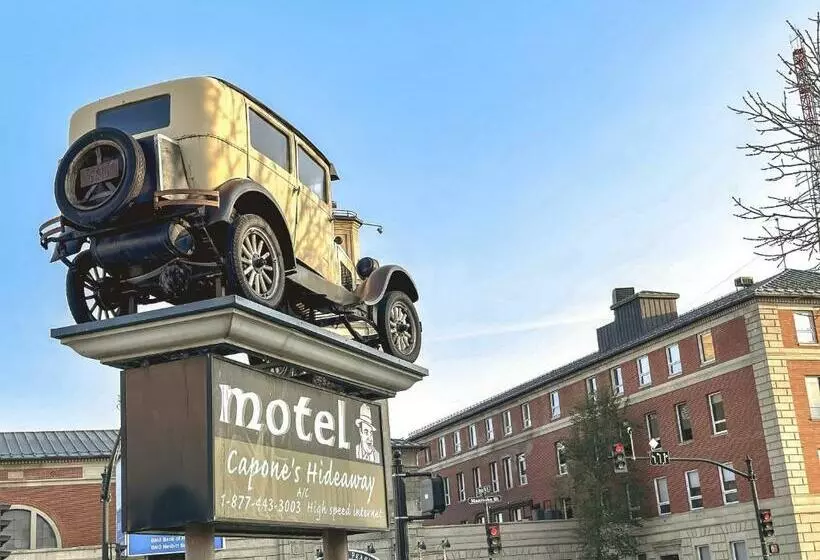 Capone's Hideaway Motel