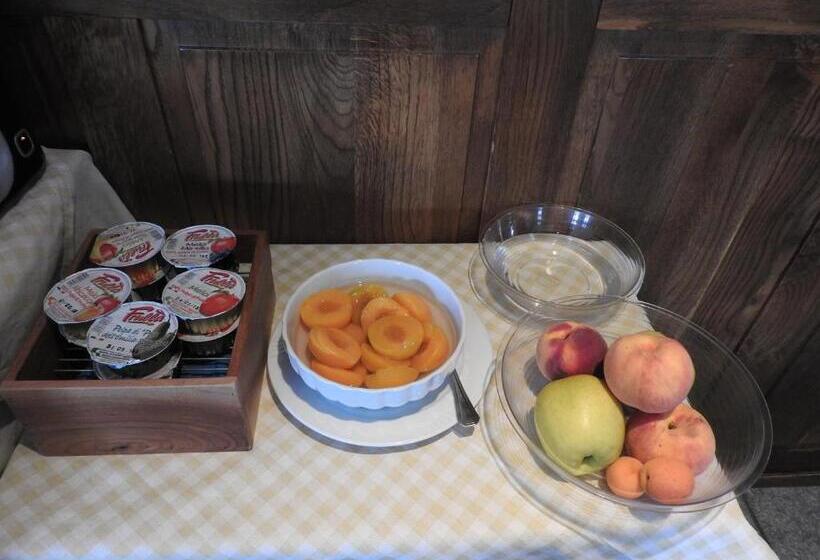 בית מלון כפרי Le Clocher