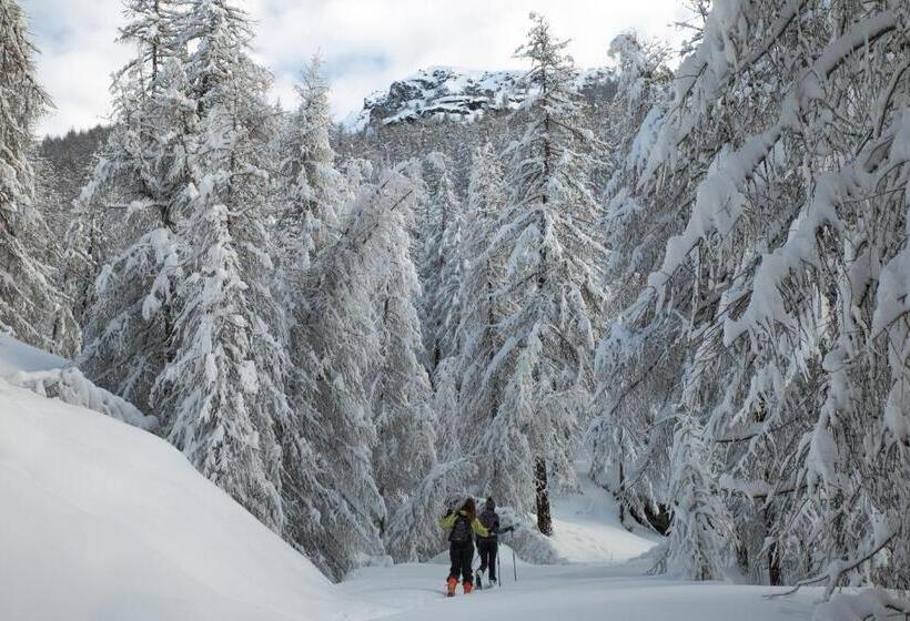 בית מלון כפרי Le Clocher