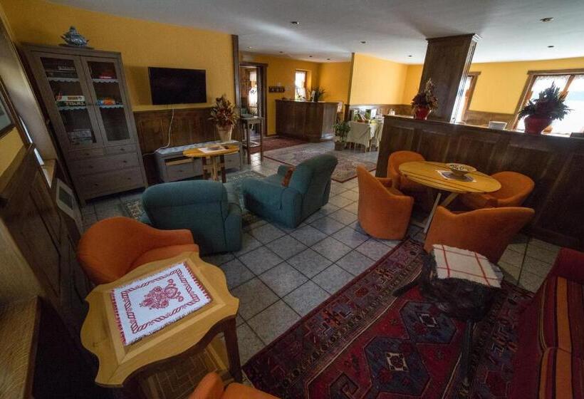 בית מלון כפרי Le Clocher