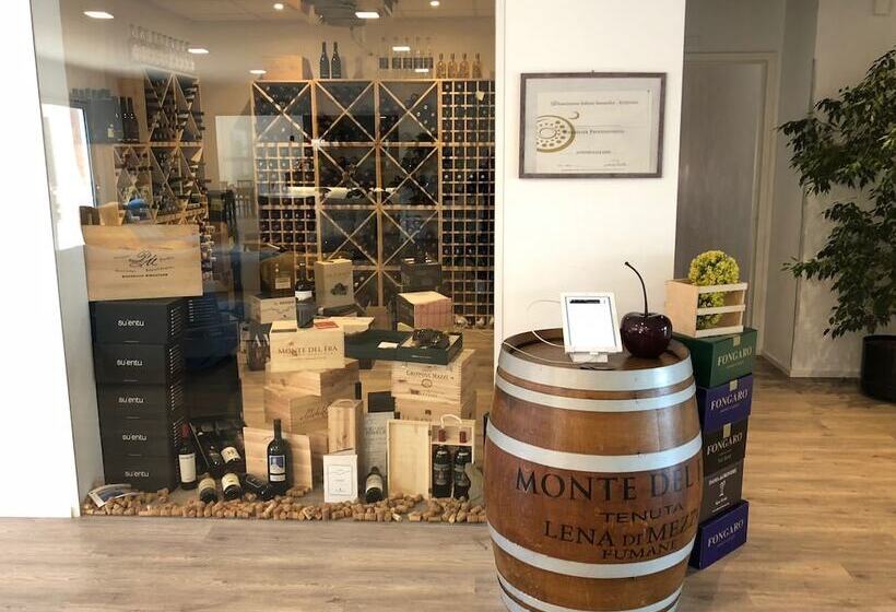 בית מלון כפרי Petrarca