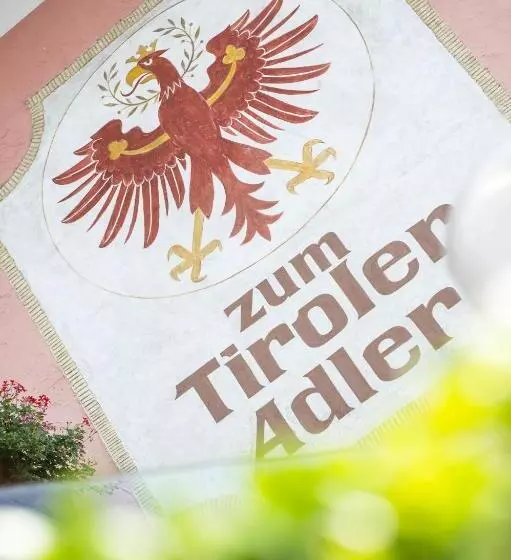 هتل Zum Tiroler Adler
