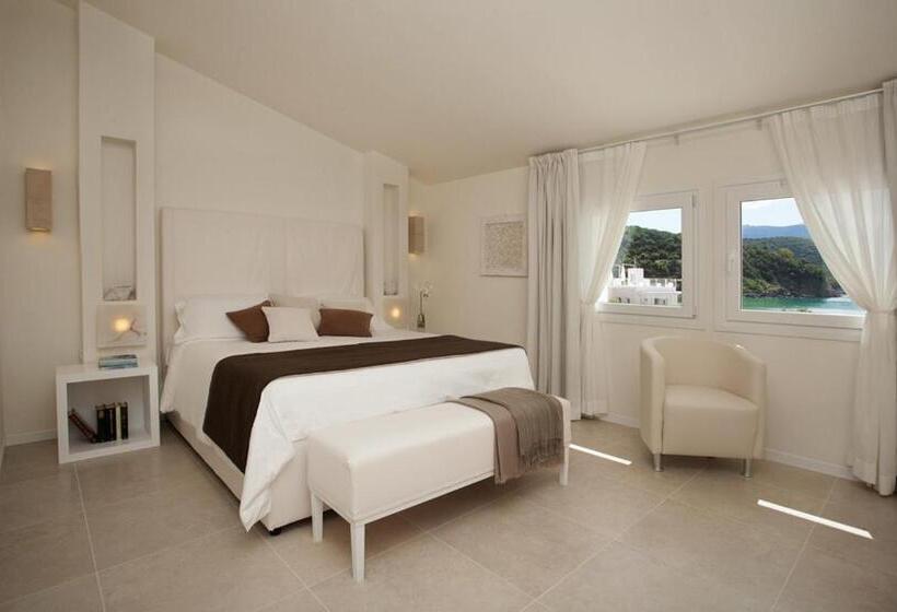 منتجع Baia Bianca Suites