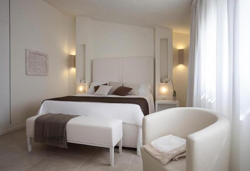 منتجع Baia Bianca Suites