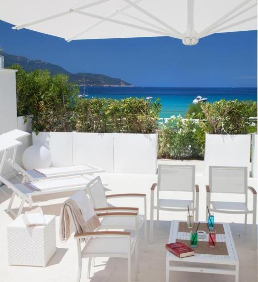 منتجع Baia Bianca Suites