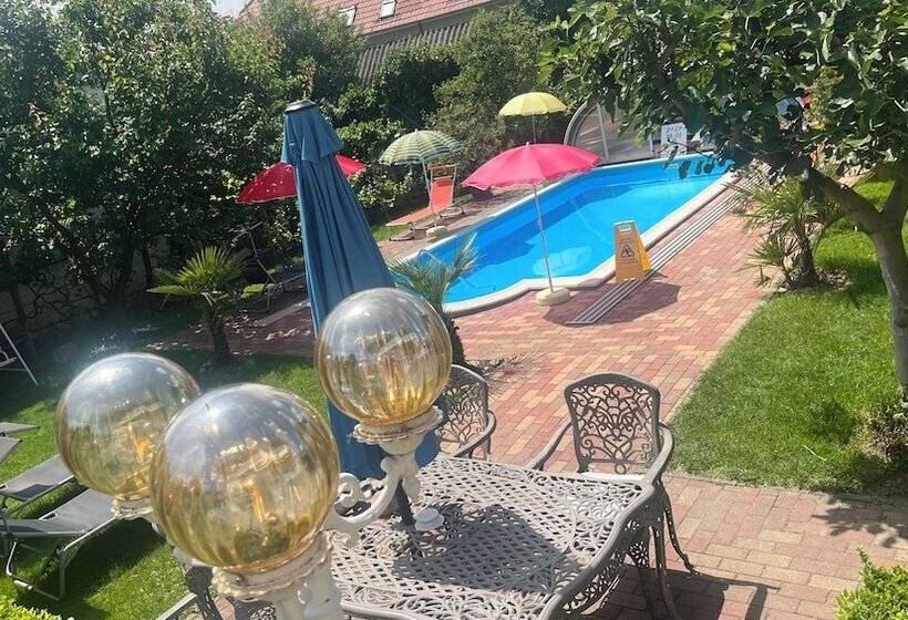 Hotelli Joker Villa Apartementhaus