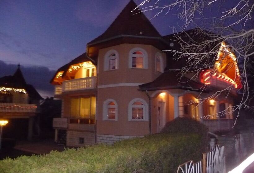 Hotelli Joker Villa Apartementhaus