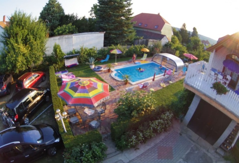 Hotelli Joker Villa Apartementhaus