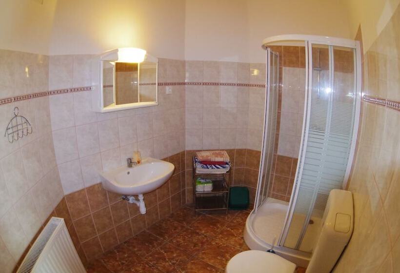 Hotelli Joker Villa Apartementhaus