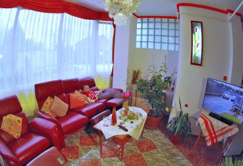 Hotelli Joker Villa Apartementhaus