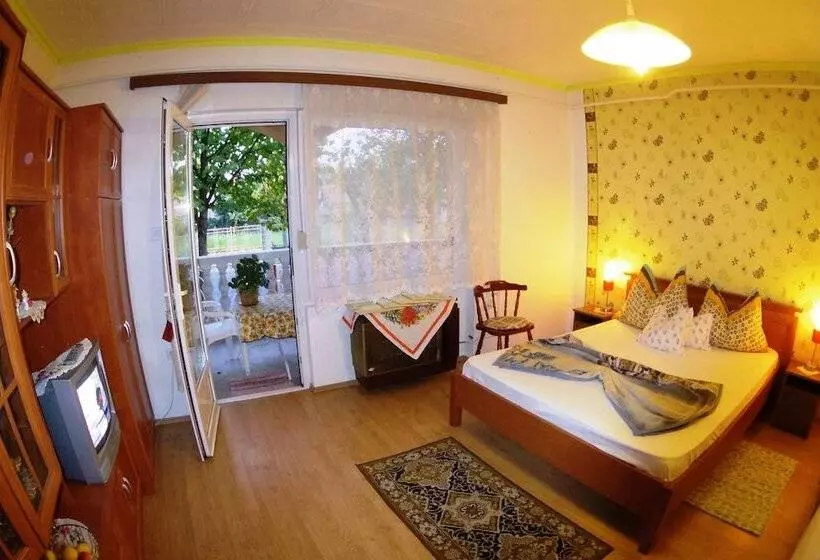 Hotelli Joker Villa Apartementhaus