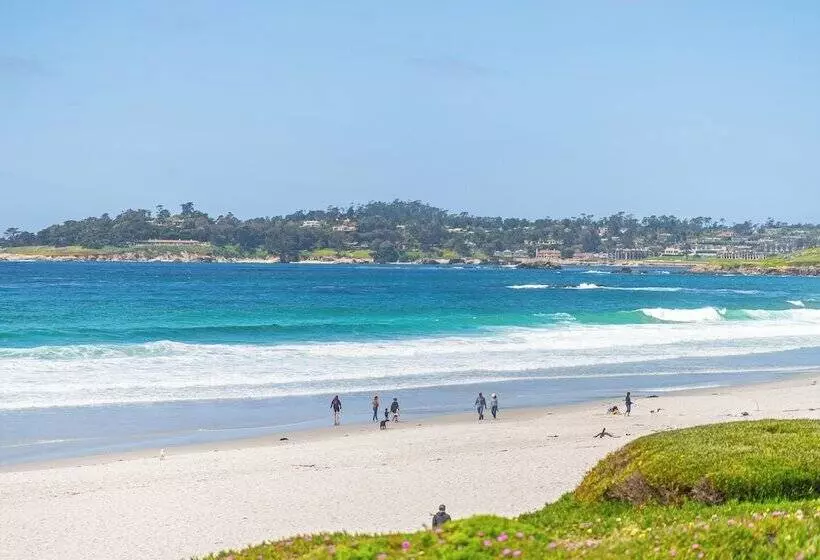 12 Oaks Romantic Escape For 2