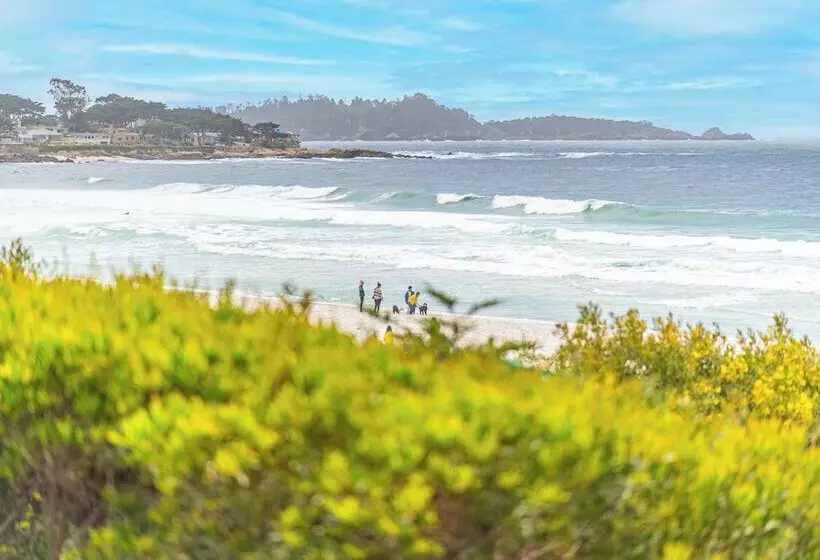 12 Oaks Romantic Escape For 2