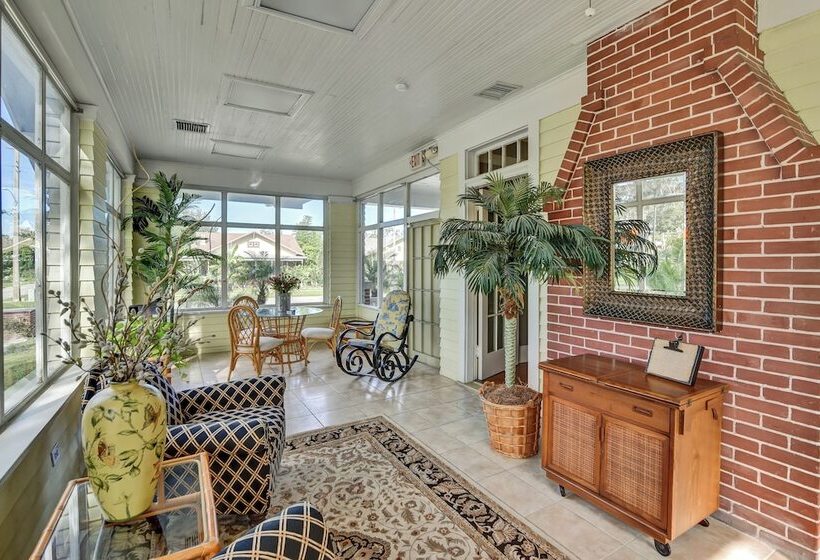 Arcadia Bed & Breakfast