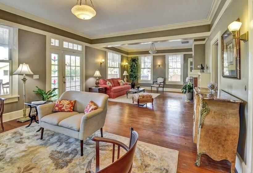 Arcadia Bed & Breakfast