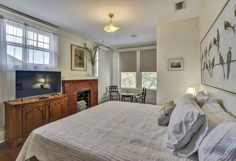 Arcadia Bed & Breakfast