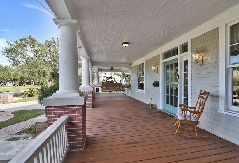 Arcadia Bed & Breakfast