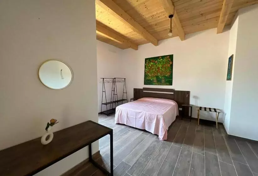 ベッドアンドブレックファースト Casa Vacanza Borgo Antico