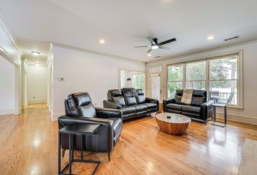 Beautiful Lake Sinclair Retreat W/ Dock & Deck!