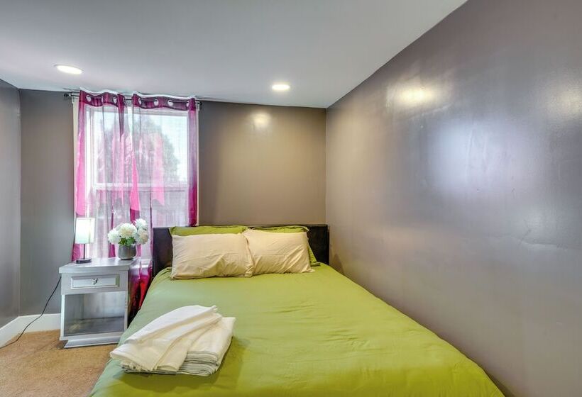 Bright New Albany Home: 12 Mi To Churchill Downs!