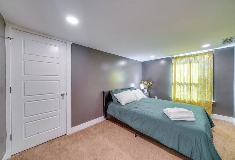 Bright New Albany Home: 12 Mi To Churchill Downs!