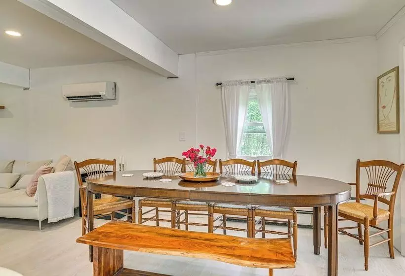 Charming Catskills Getaway: Hike, Bike, Sip & More