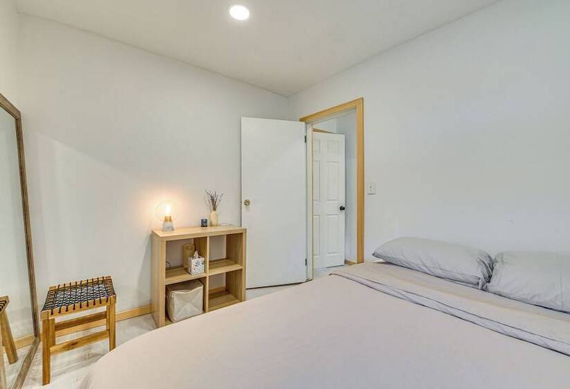 Charming Catskills Getaway: Hike, Bike, Sip & More