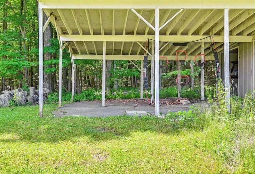 Charming Catskills Getaway: Hike, Bike, Sip & More