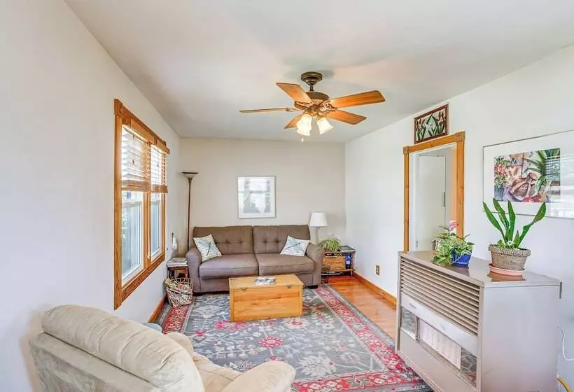 Cozy Dove Creek Cottage W/ Patio & Spacious Yard
