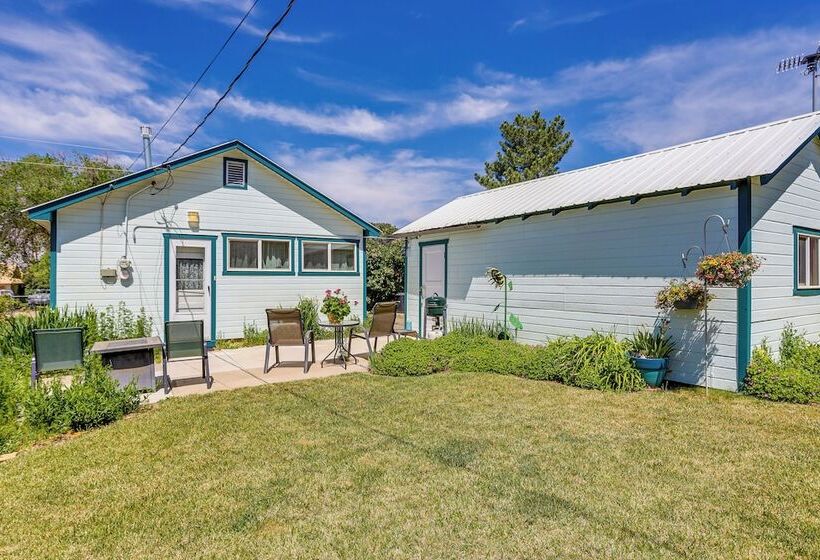 Cozy Dove Creek Cottage W/ Patio & Spacious Yard
