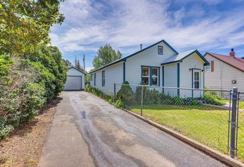 Cozy Dove Creek Cottage W/ Patio & Spacious Yard