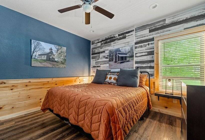 Elegant Elite Estate By Ghosal Luxury Lodging