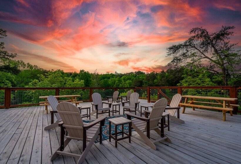 Elegant Elite Estate By Ghosal Luxury Lodging