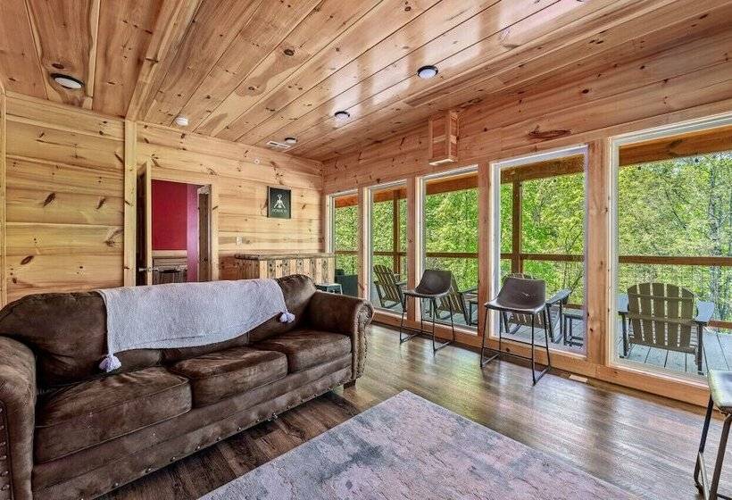 Elegant Elite Estate By Ghosal Luxury Lodging