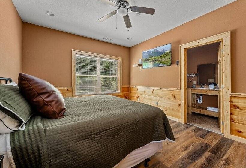 Elegant Elite Estate By Ghosal Luxury Lodging