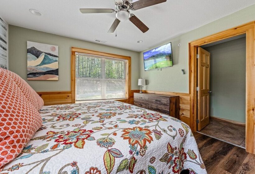 Elegant Elite Estate By Ghosal Luxury Lodging