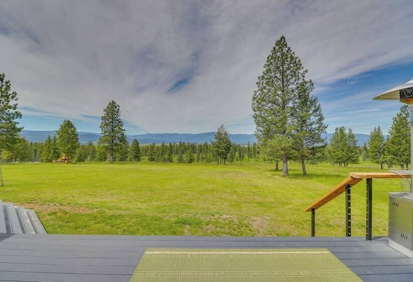 Hot Tub & Views:  Sunset Valley Retreat  In Eureka
