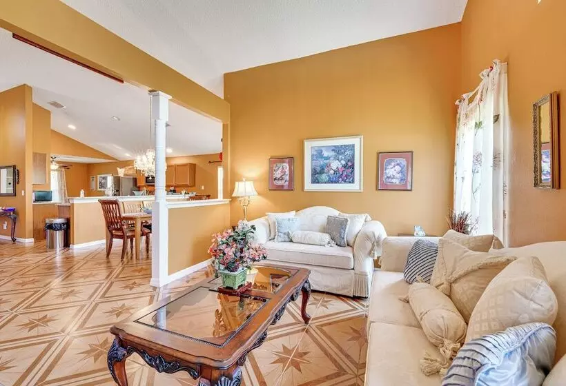 Family Friendly Kissimmee Home W/ Yard & Grill!