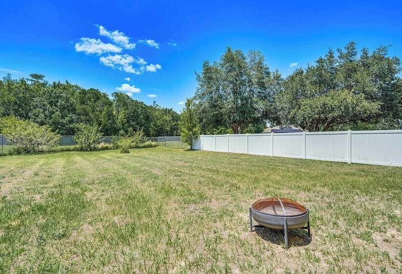 Family Friendly Kissimmee Home W/ Yard & Grill!