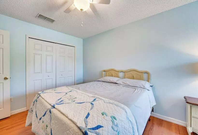 Family Friendly Kissimmee Home W/ Yard & Grill!
