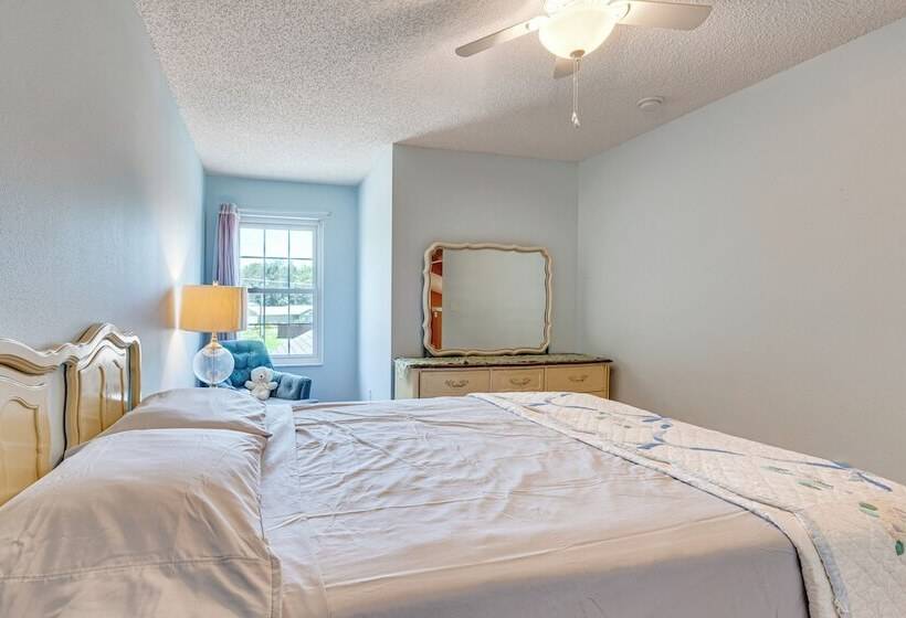 Family Friendly Kissimmee Home W/ Yard & Grill!