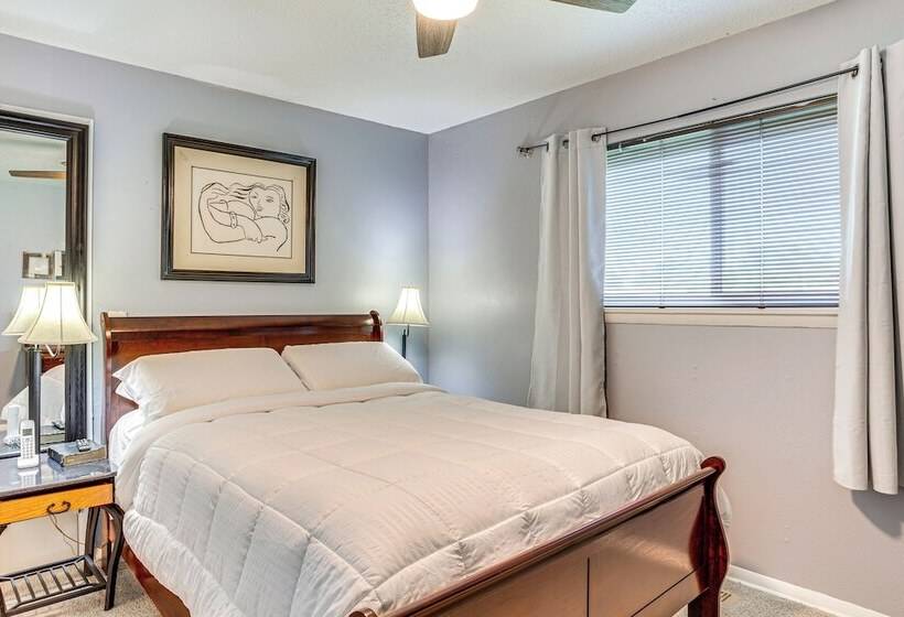 Family Friendly Okc Area Getaway: Dogs Welcome!